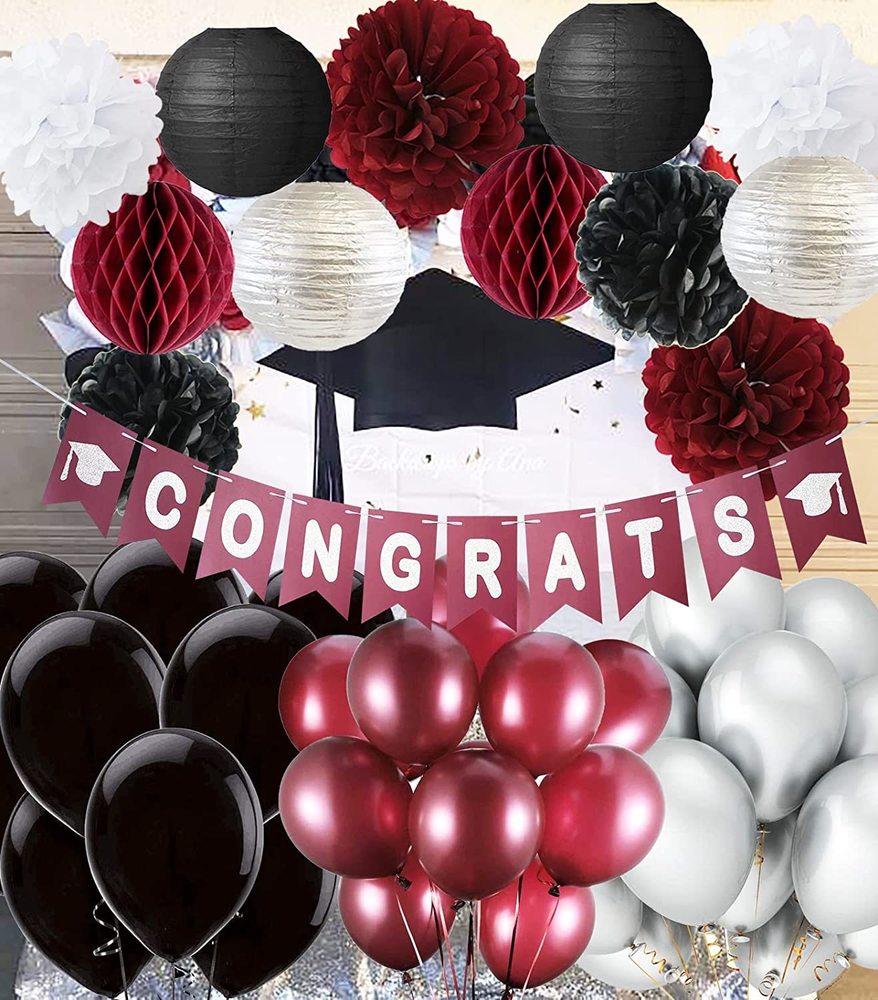 22 Graduation Photos Now Available
